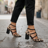 Leopard - Eleganten Skok