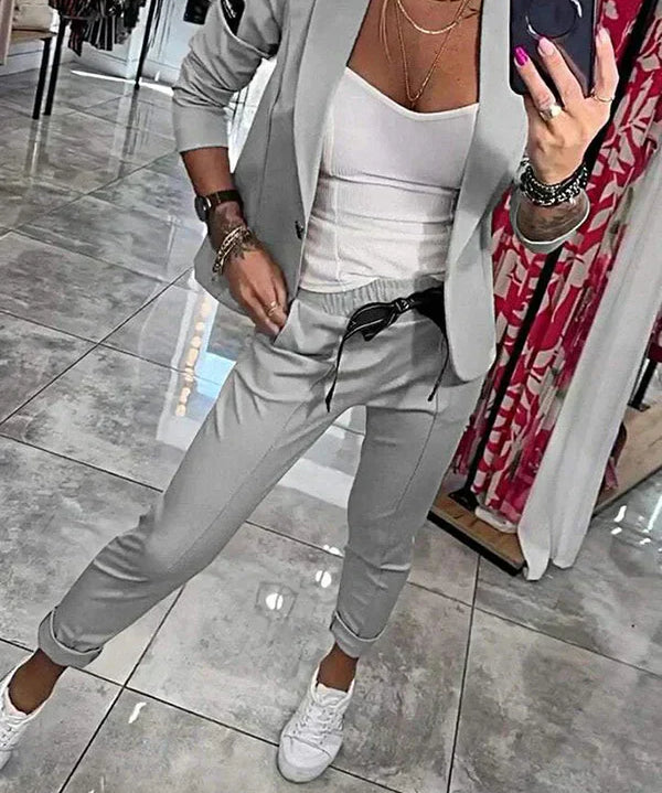 Adriana - Conjunto elegante