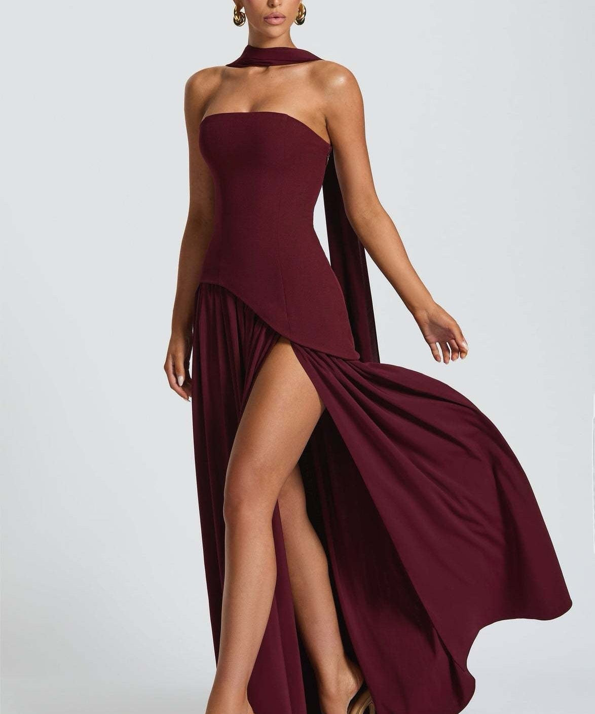 Beatriz - Vestido Longo Sofisticado