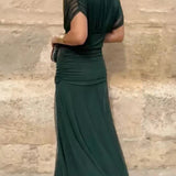 Luana - Vestido elegante com decote em V