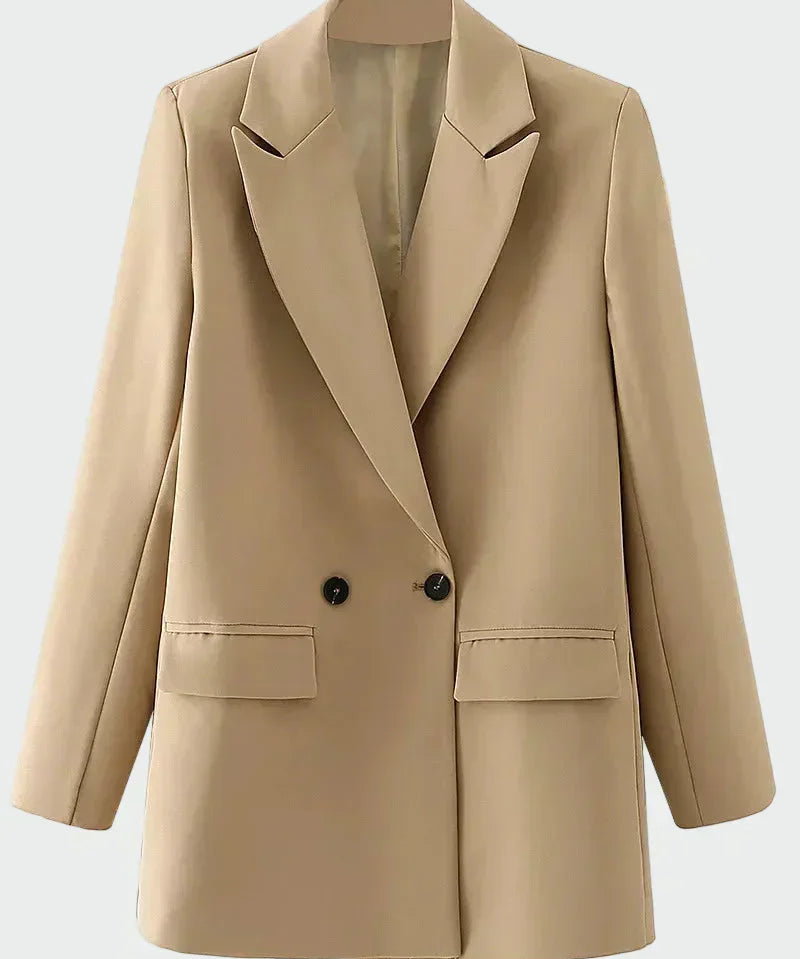 Casaco Oversized com Linha Moderna